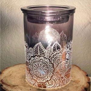 Scentsy “Henna” Warmer + One Free Wax Melt + Bonus